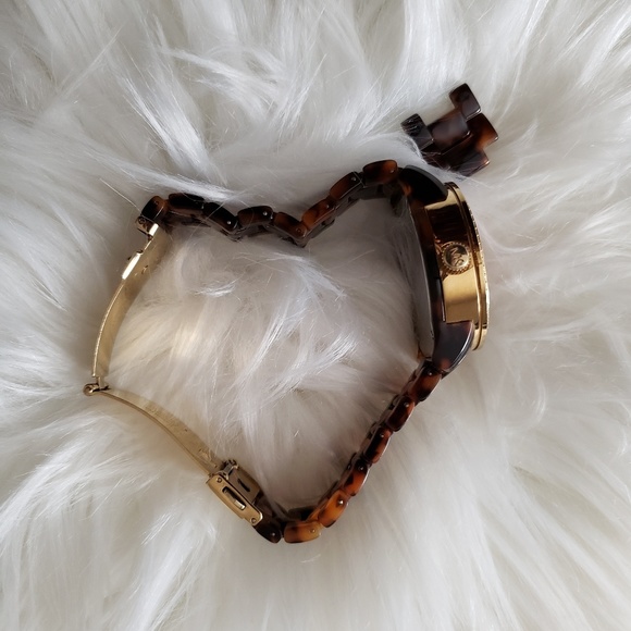 Michael Kors tortoise bracelet watch - Picture 8 of 8